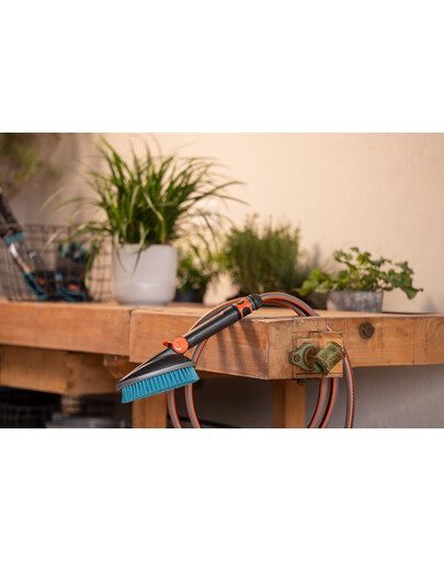 GARDENA Cleansystem szczotka ręczna twarda M